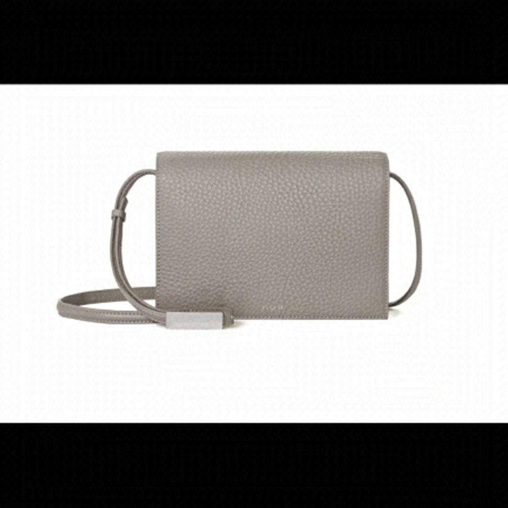 Aritzia Auxiliary Calisch Crossbody Bag​